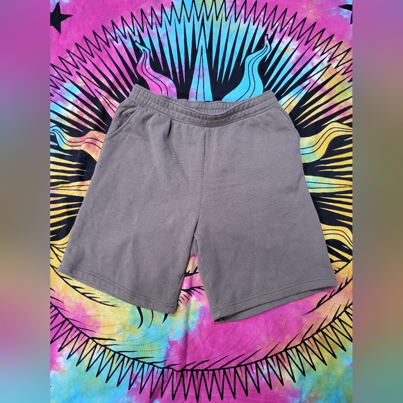 ARDENE - Baggy Sweat Shorts - Picture 2 of 5